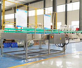 潤滑油灌裝機(jī)上桶平臺，自動供瓶機(jī)客戶現(xiàn)場視頻